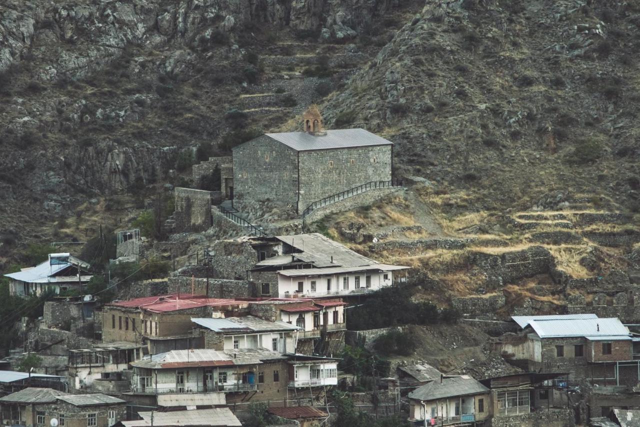 Khachats Toun Heritage Meghri Exterior foto